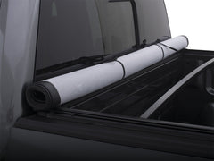 Lund 17-23 Ford F-250/350 Super Duty (6.8ft. Bed) Genesis Snap Tonneau Cover - Black