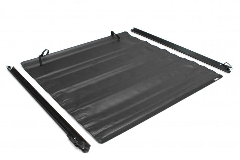Lund 19-23 RAM 1500 (5.5ft Bed w/o RamBox Cargo Mgmt) Genesis Roll Up Tonneau Cover - Black