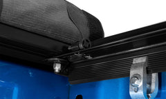Lund 2004 Ford F-150 Heritage (6.5ft. Bed) Genesis Elite Roll Up Tonneau Cover - Black