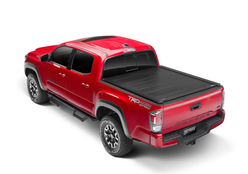 Retrax 2007-2020 Toyota Tundra CrewMax 5.5ft Bed RetraxPRO XR with Deck Rail System