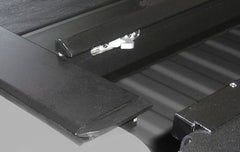 Roll-N-Lock 90-94 Toyota Truck Regular/Extended Cab SB 73-1/4in M-Series Retractable Tonneau Cover